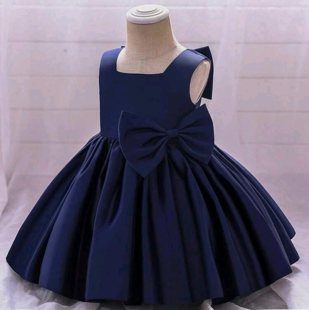 Vestido Satín con Moño Azul Marino
