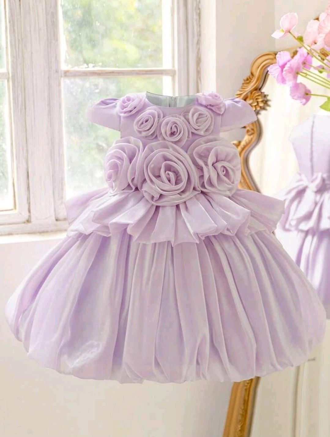 Vestido Lila con Rosas